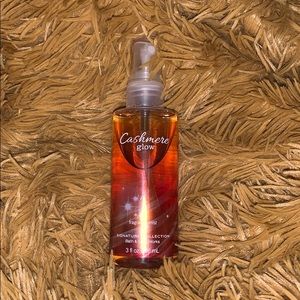NWOT Cashmere Glow